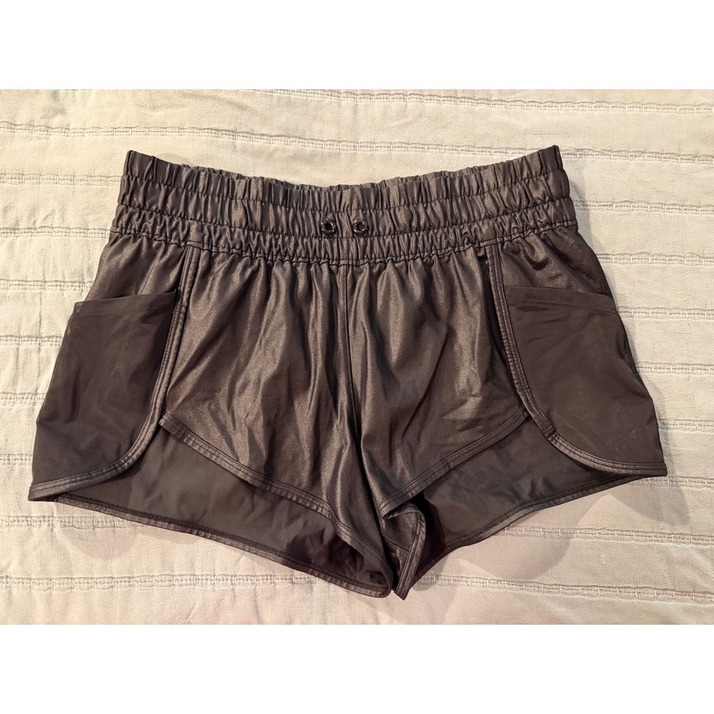 Victoria Sport Womens Metallic Black Mesh Trim Running Shorts Medium Pockets